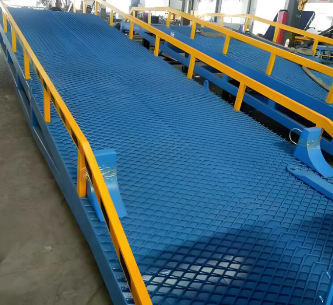 赫章移动式液压登车桥